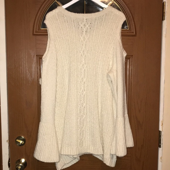 G.I.L.I Cable Knit Cold Shoulder Sweater With Bell Sleeves In Vanilla Cream - Picture 12 of 16